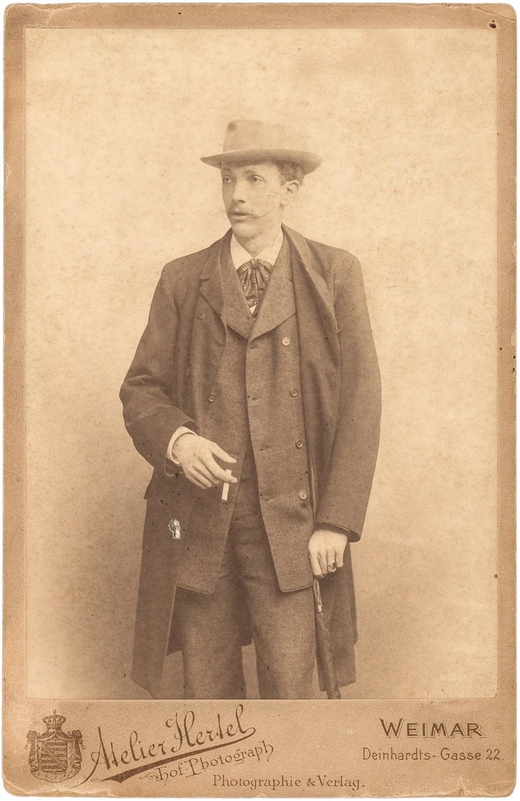1894年にヴァイマルで撮影されたリヒャルト・シュトラウス